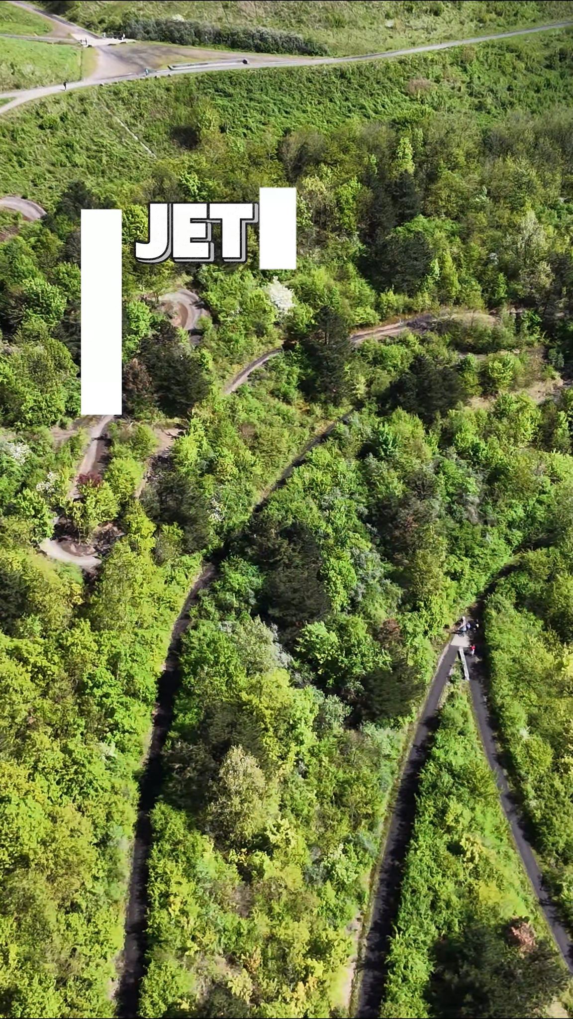 In meinem neuen Video schaun wir uns den frisch eröffneten neu angelegten XC-Kurventrail auf der Halde Hoheward an. 
Schau gerne mal rein und sag mir, wie du den Trail findest!