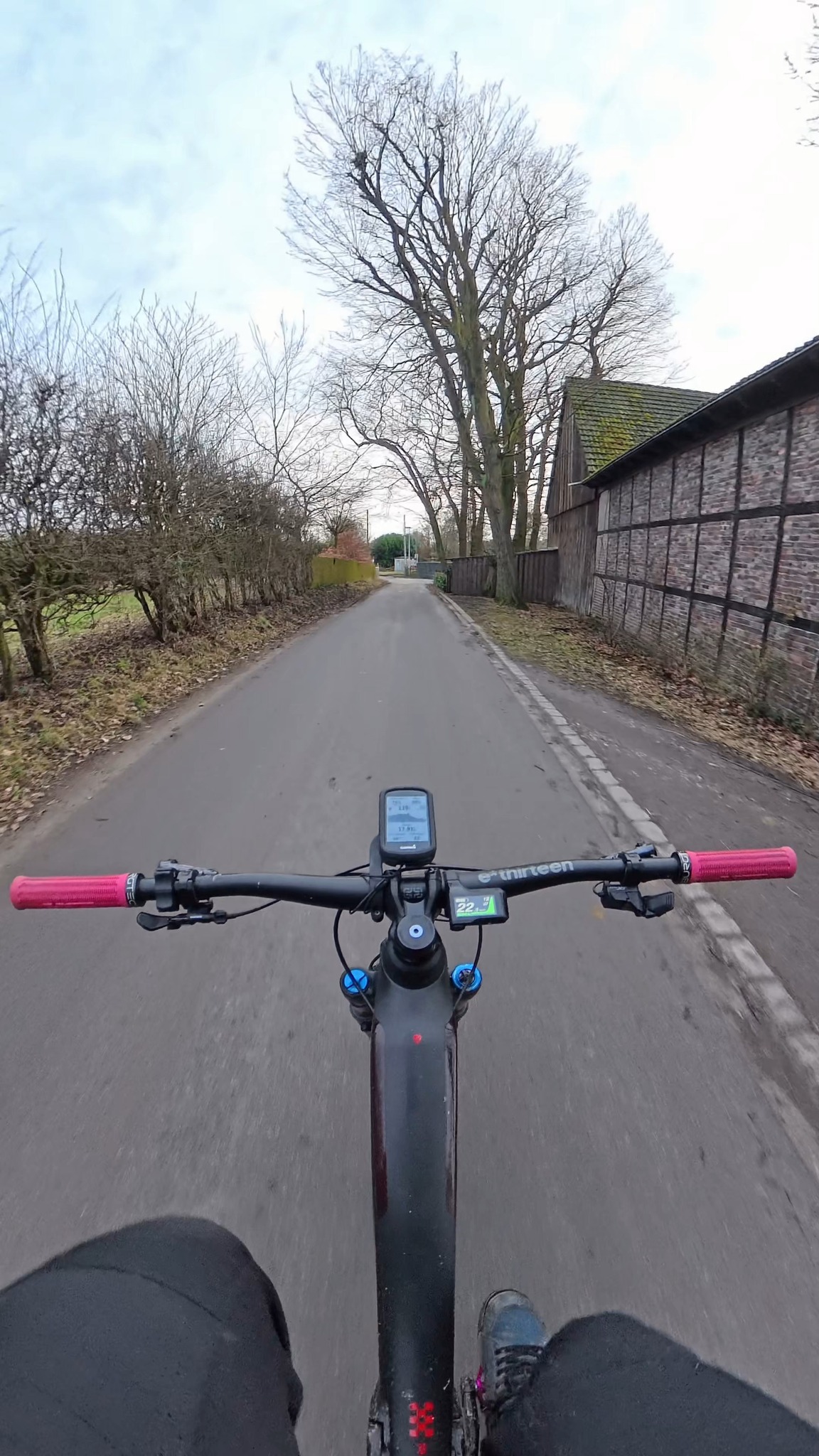 Nur echte Follower wissen, was hier so besonders ist. 🫶
Alle anderen sind herzlich eingeladen, mir zu folgen und es herauszufinden! ✌️😁