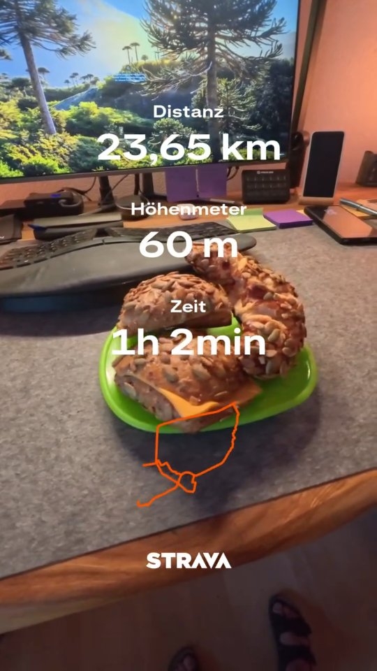 Ich hab es echt geschafft, meinen Hintern aus dem Bett zu bekommen, um vor der großen Hitze noch eine Runde auf dem Gravelbike zu fahren. 

Die Tour dazu findest du bei Komoot: 
🔗 https://www.komoot.com/tour/3065587738