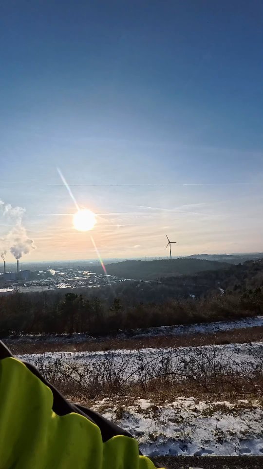 Sonntag musste ich unbedingt das gute Wetter nutzen und mir die Halde Hoheward im Schnee anschauen. 💪