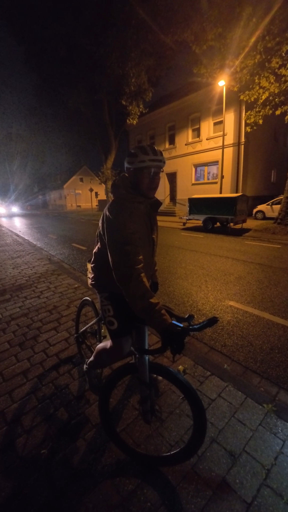 Die Pottlegende, @markbartsch_ fährt heute ein unglaubliches Rennen gegen sich selbst! 
Ich versuche ihn mal abzupassen, um ein paar motivierenden Worte mit auf die letzten KM zu geben!